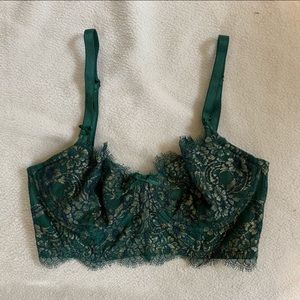 Victorias Secret Lacy Bra